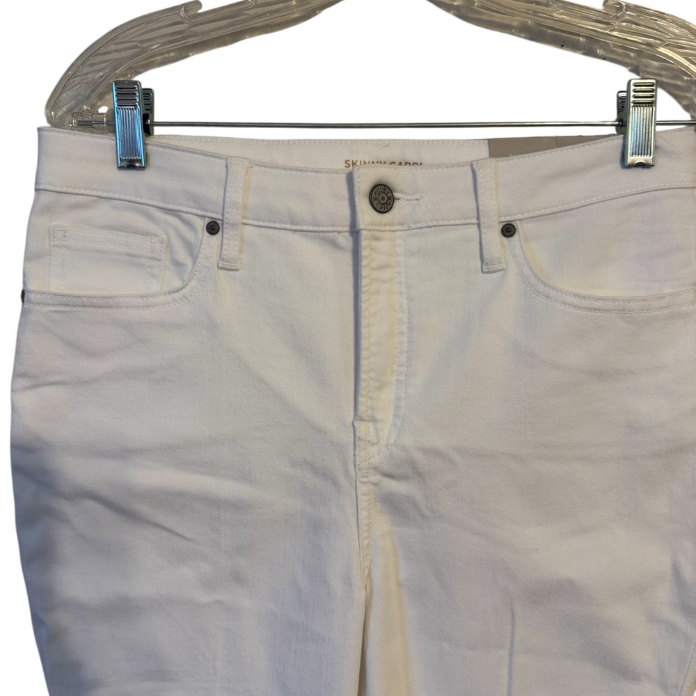 NWT RET: $95    Chico's White Jeans SKINNY/CROP SUMMER    SIZE: 8      Bin#7 - Picture 2 of 14